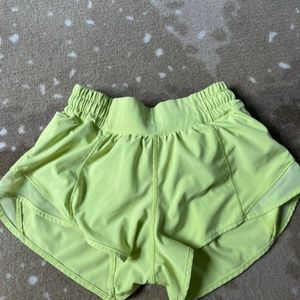 Hotty Hot Low-Rise Lined Short 2.5" size 2